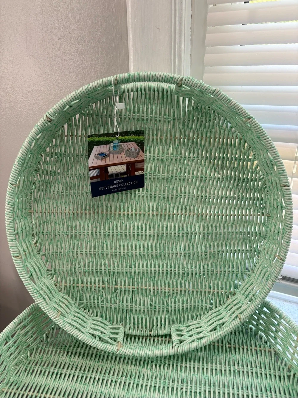 NWT Nautica Mint Resin Woven Round Serving Tray Set